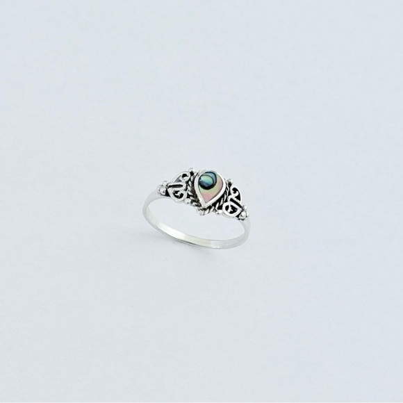 Sterling Silver Teardrop Abalone Ring with Swirls, Pear Shape Rings, Seashells - Picture 9 of 13